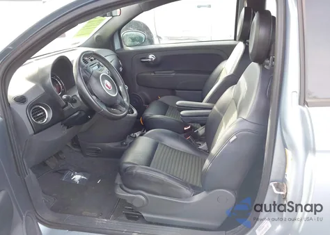 2015 Fiat 500 Sport z USA, uszkodzony, nr VIN 3C3CFFBRXFT681942